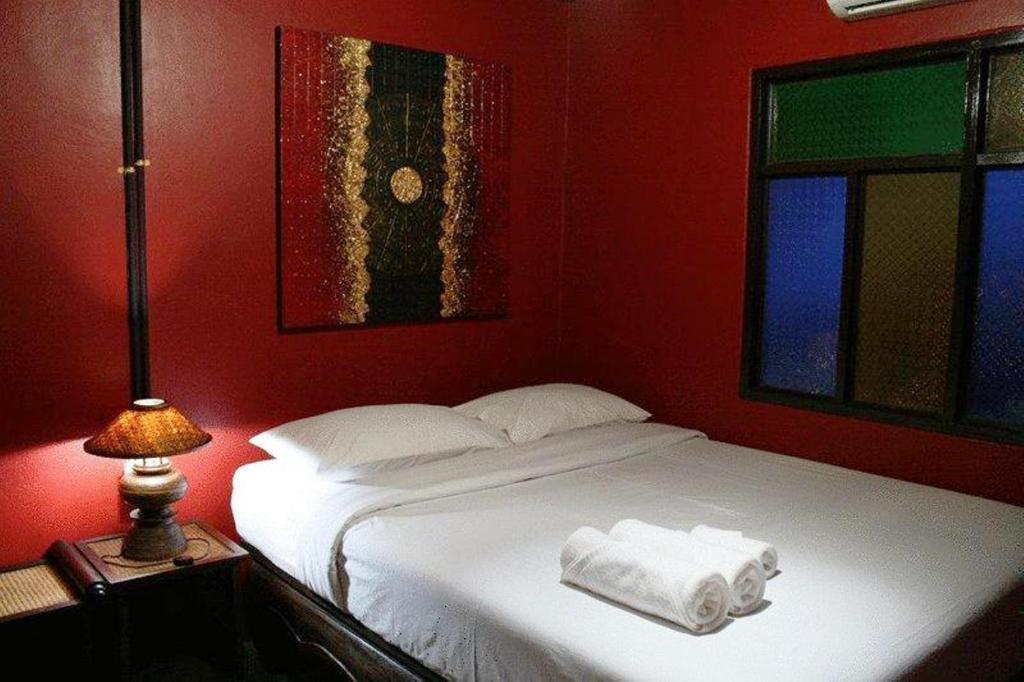 Saithong Guesthouse Чиангмай Стая снимка