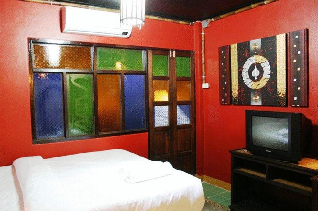 Saithong Guesthouse Чиангмай Стая снимка